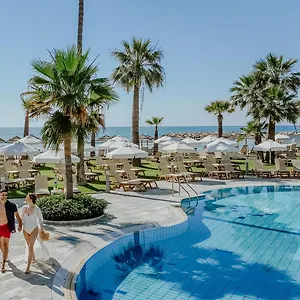 Resort Golden Bay, Lárnaca